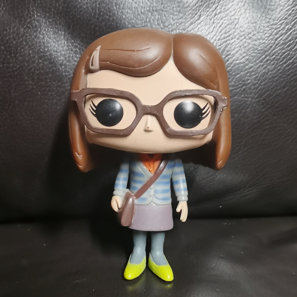 Funko POP Big Bang Theory Amy Farrah Fowler 42 Vinyl Figure Loose